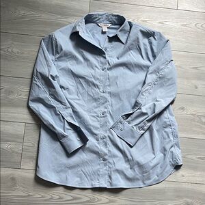 Athleta Light Blue Poplin Relax Fit Button Down